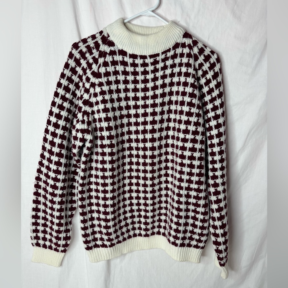 vintage the Broadway men’s sweater sizeXL crewneck burgundy red color